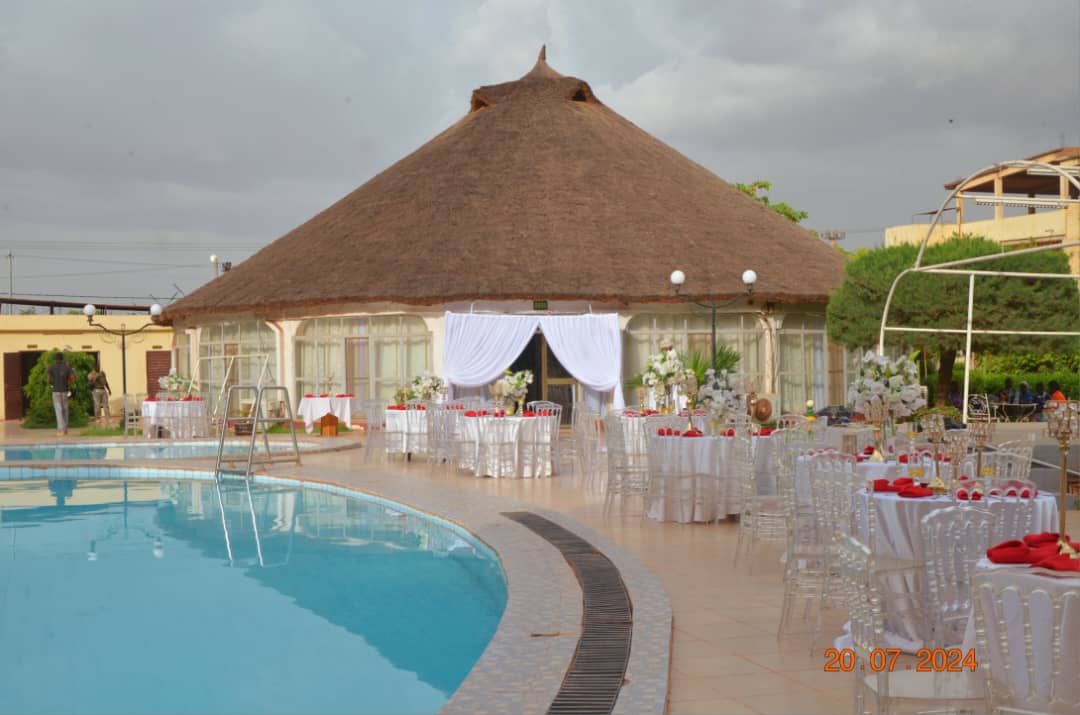 Olympe Hotel Bamako piscine